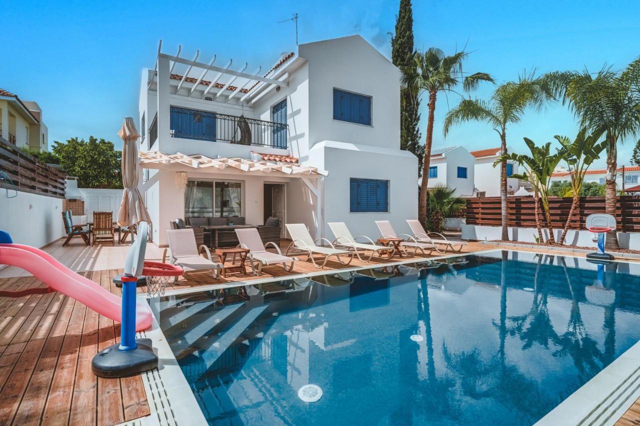 Amphitrite Villa Paralímni Eksteriør bilde