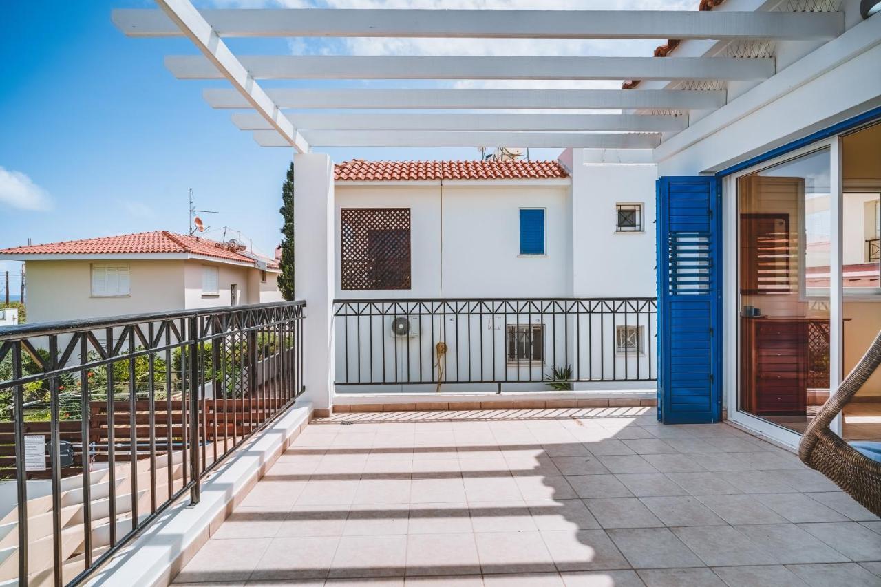 Amphitrite Villa Paralímni Eksteriør bilde