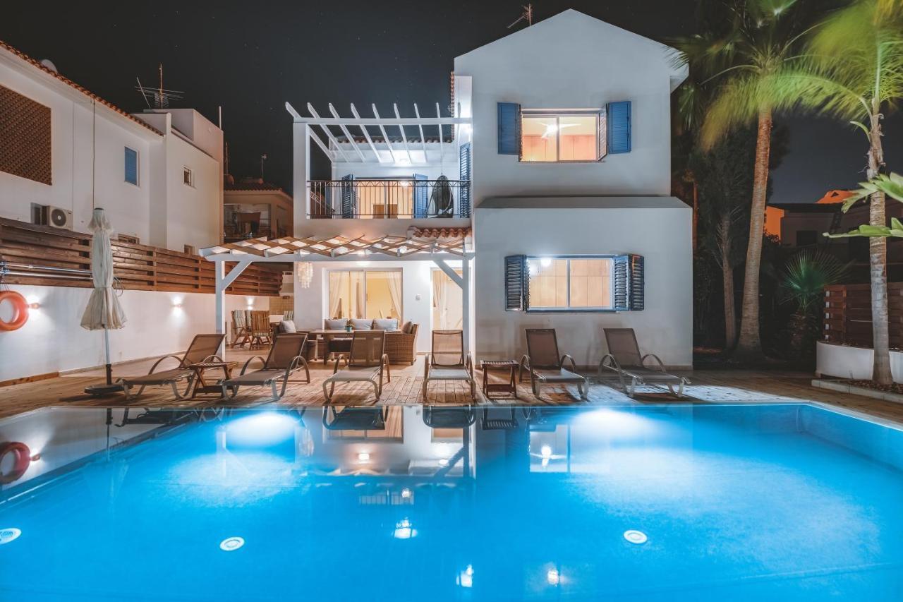 Amphitrite Villa Paralímni Eksteriør bilde