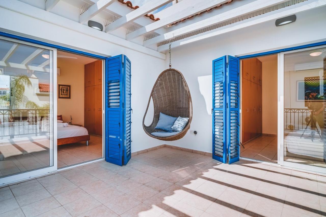 Amphitrite Villa Paralímni Eksteriør bilde