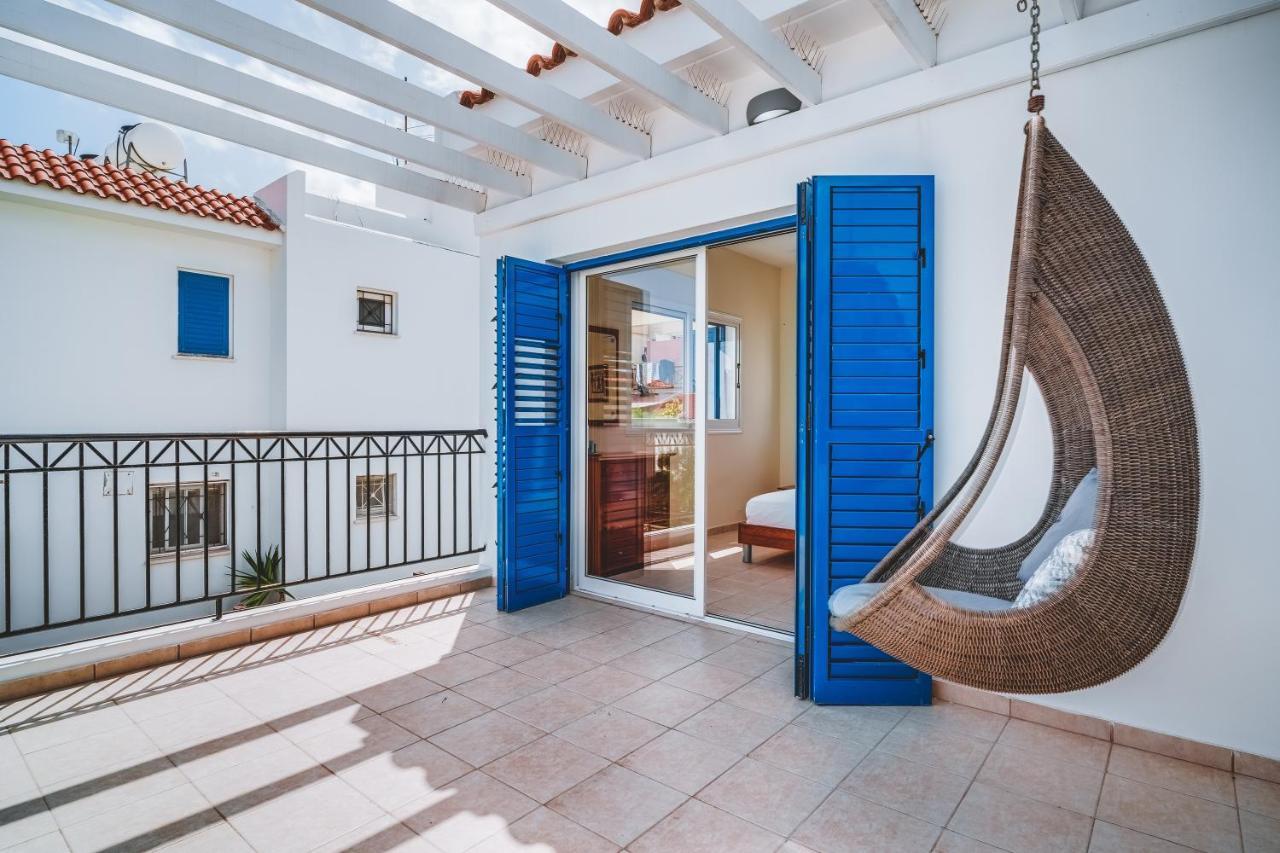 Amphitrite Villa Paralímni Eksteriør bilde